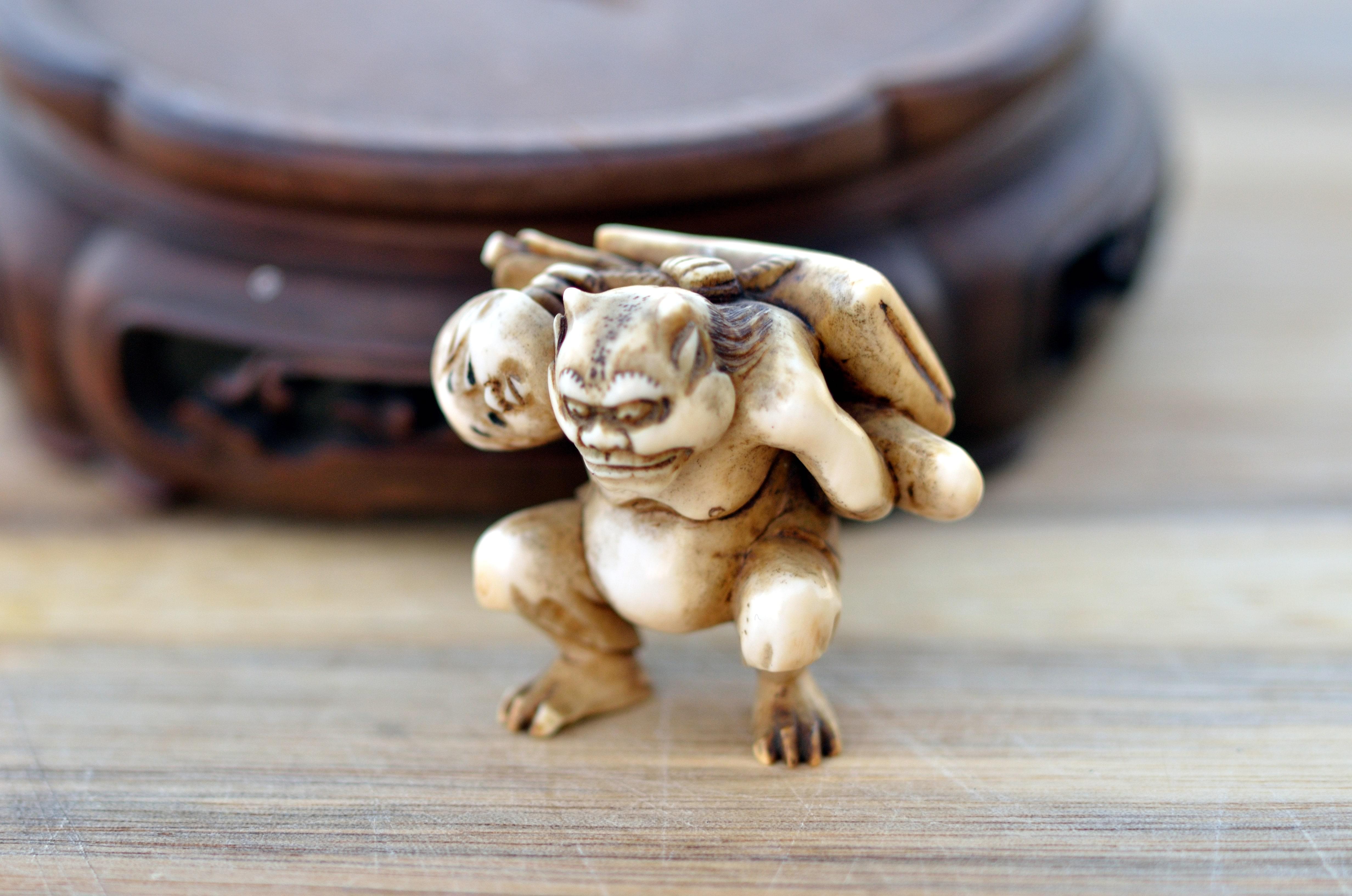 Oni Thief with Tobacco Set tobacco pouch (tabako-ire), Okame mask and kiseru pipe case, Unsigned - Image 4